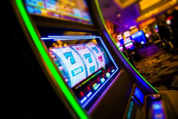 to33slot Live Roulette Salon